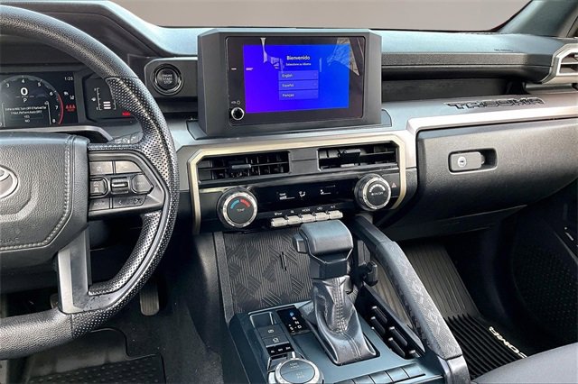 Used 2025 Toyota Tacoma SR5 image 9