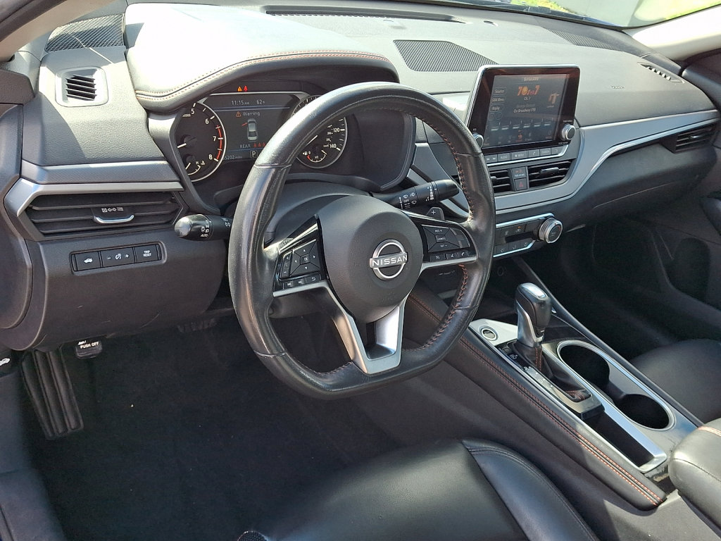 Used 2024 Nissan Altima 2.5 SR FWD image 25