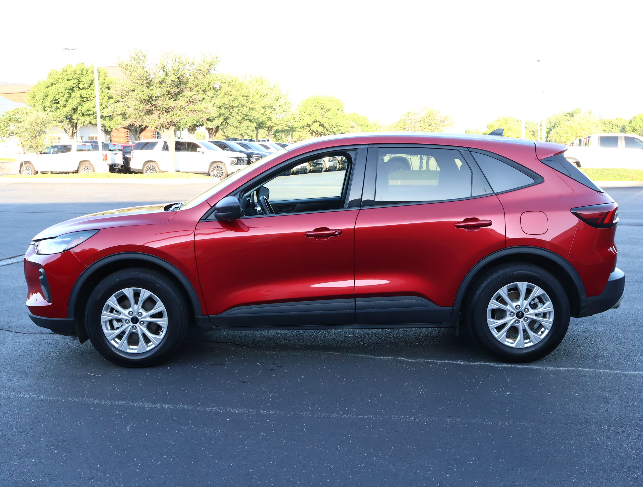 Used 2025 Ford Escape Active FWD image 29