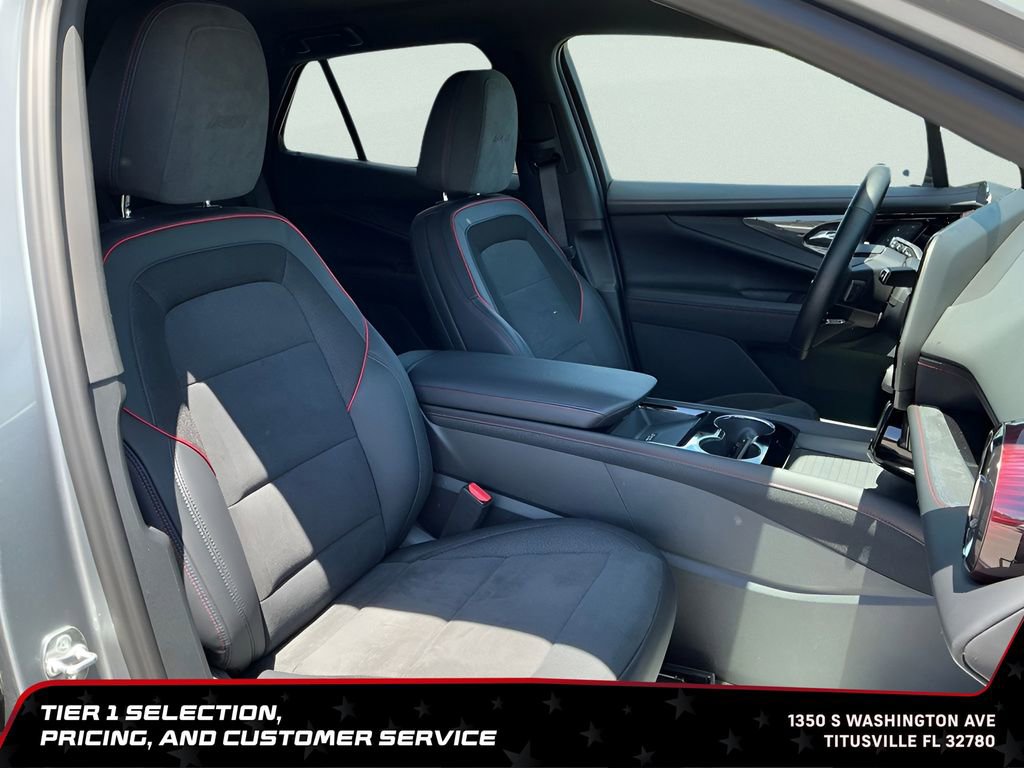 Used 2025 Chevrolet Blazer EV RS AWD/4WD image 18