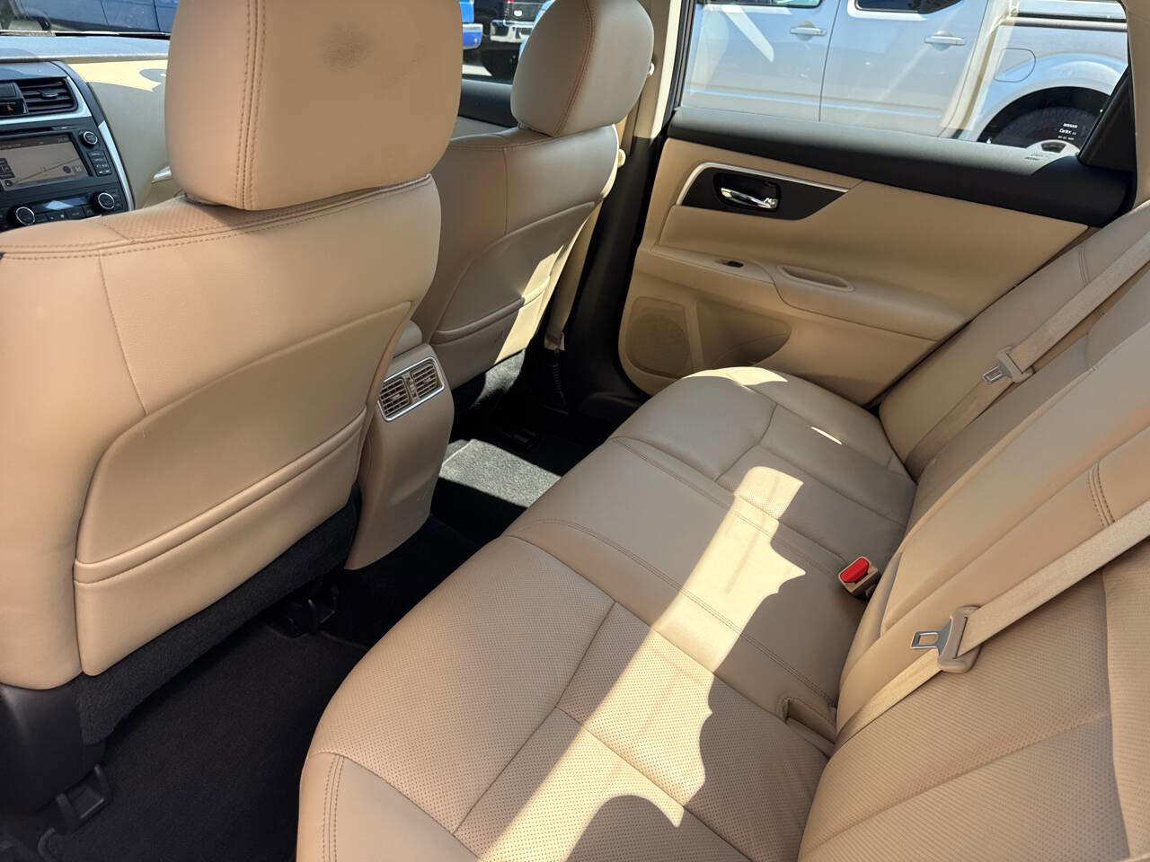 Used 2016 Nissan Altima 2.5 SL w/ 2.5 Technology w/LED Package image 19