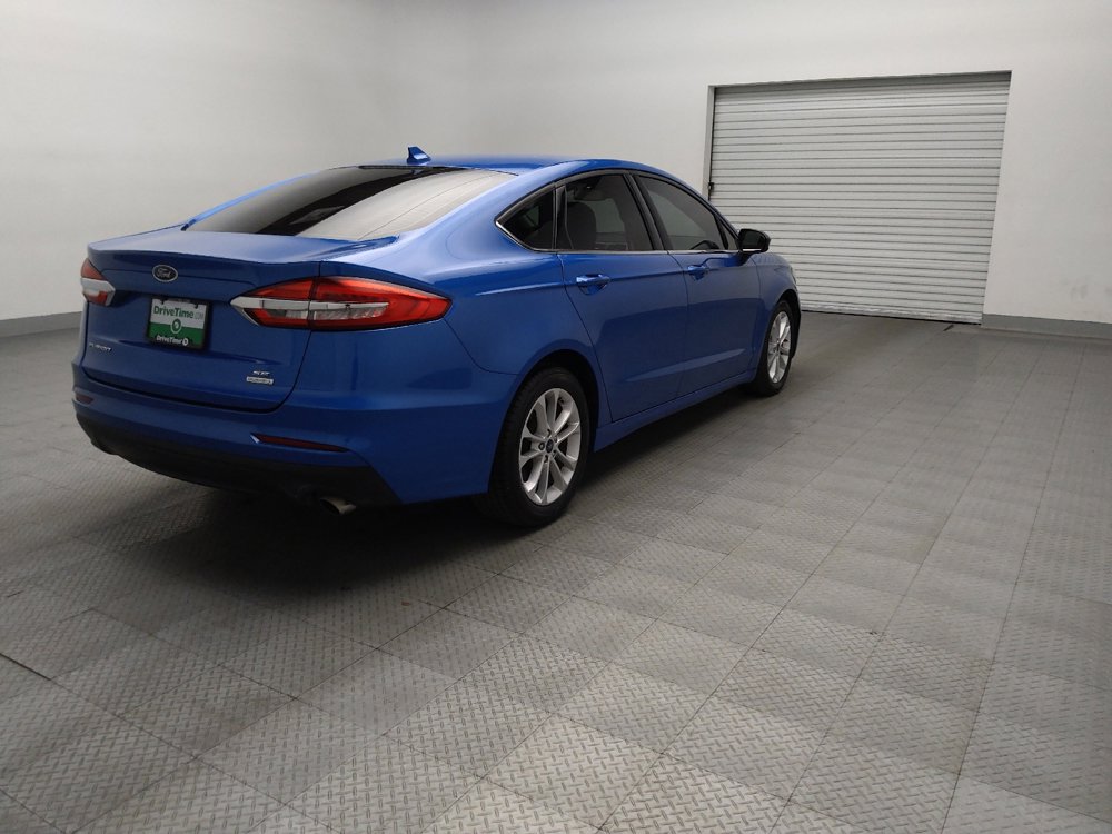 Used 2020 Ford Fusion SE FWD image 9