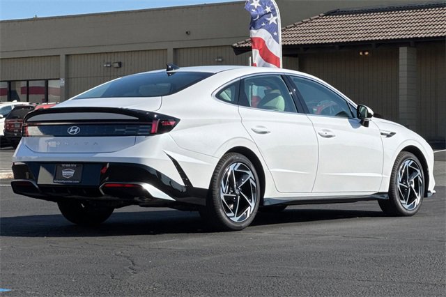 New 2026 Hyundai Sonata SEL image 6