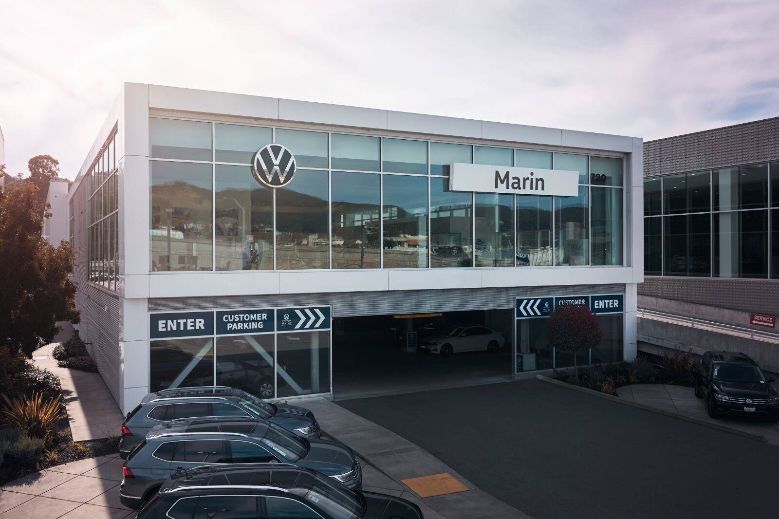 Used 2023 Volkswagen Jetta SE w/ Panoramic Sunroof Package FWD image 17