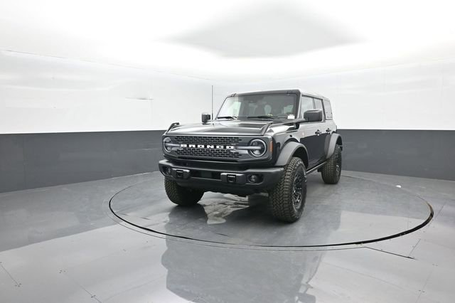 New 2026 Ford Bronco Badlands w/ Sasquatch Package image 3