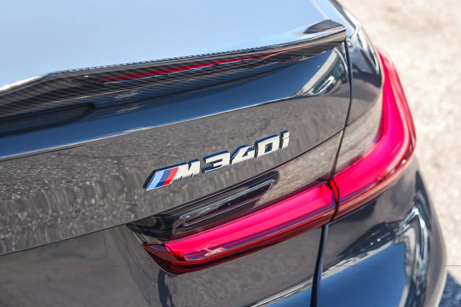 Used 2025 BMW M340i w/ Premium Package RWD image 25