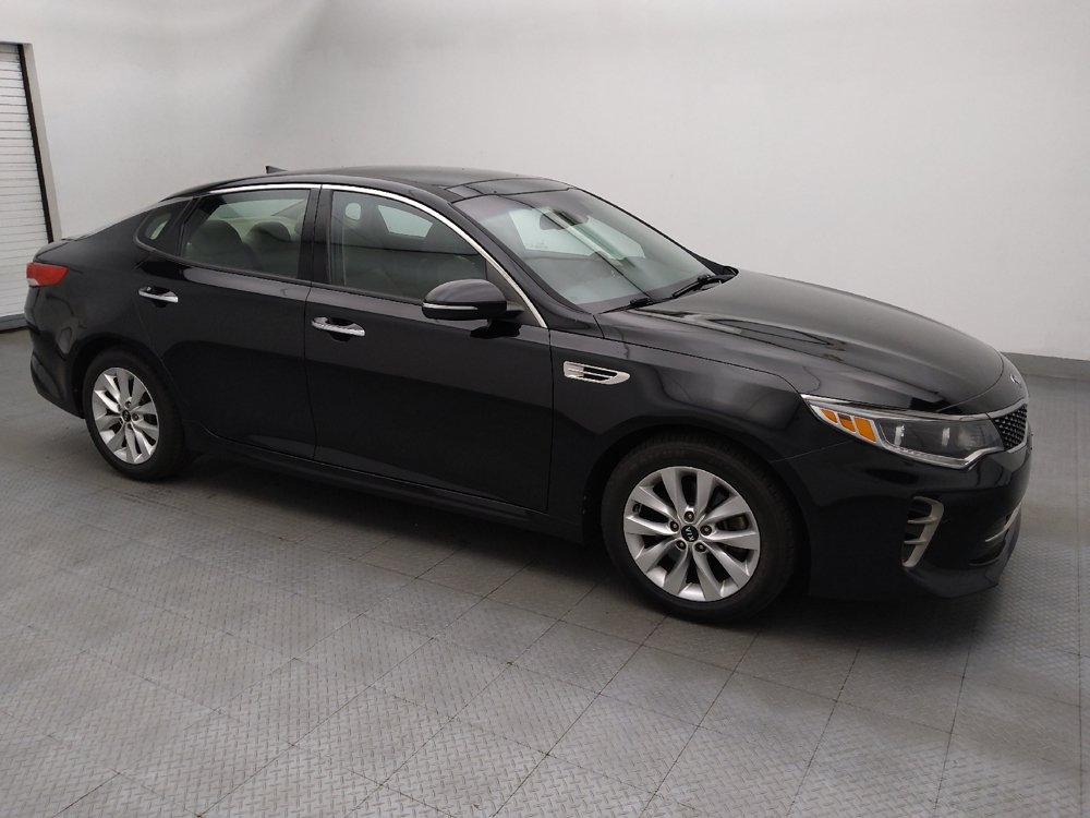 Used 2017 Kia Optima EX w/ Premium Package FWD image 11