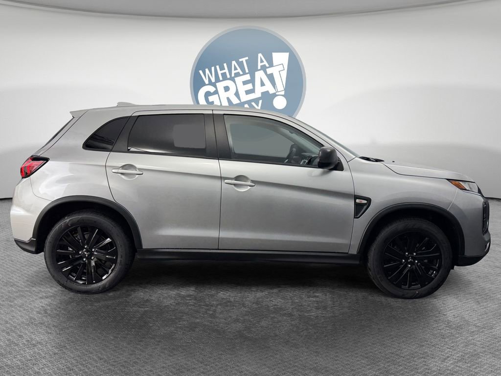 New 2026 Mitsubishi Outlander Sport LE image 2