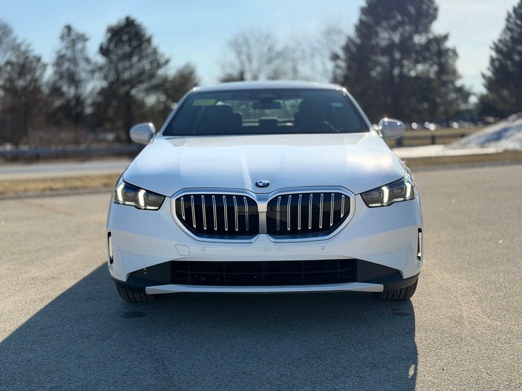 New 2026 BMW 530i xDrive w/ Premium Package AWD/4WD image 9