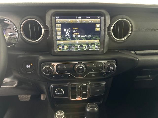 Used 2023 Jeep Wrangler Unlimited Sahara w/ Cold Weather Group image 21