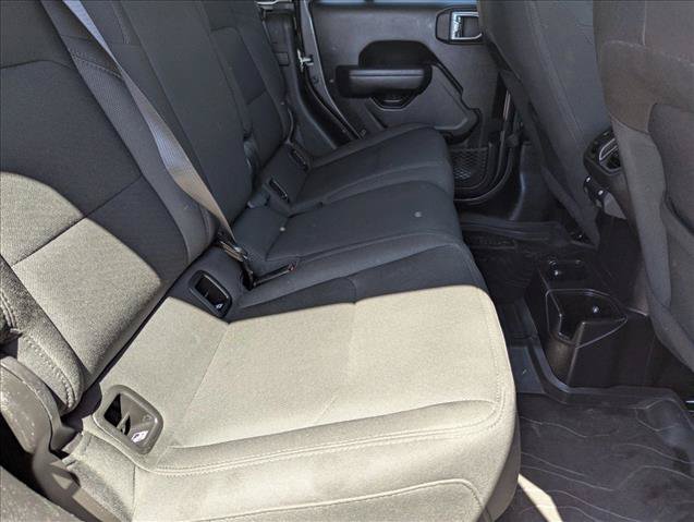Used 2023 Jeep Gladiator Sport AWD/4WD image 19