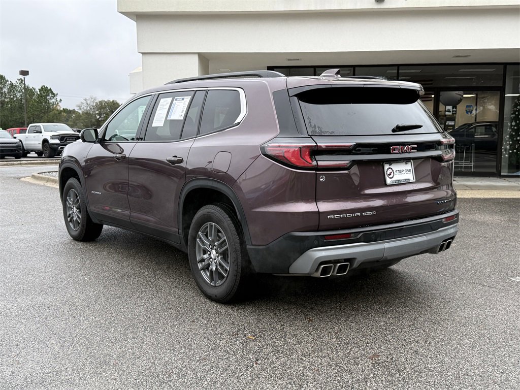 Used 2025 GMC Acadia Elevation image 7