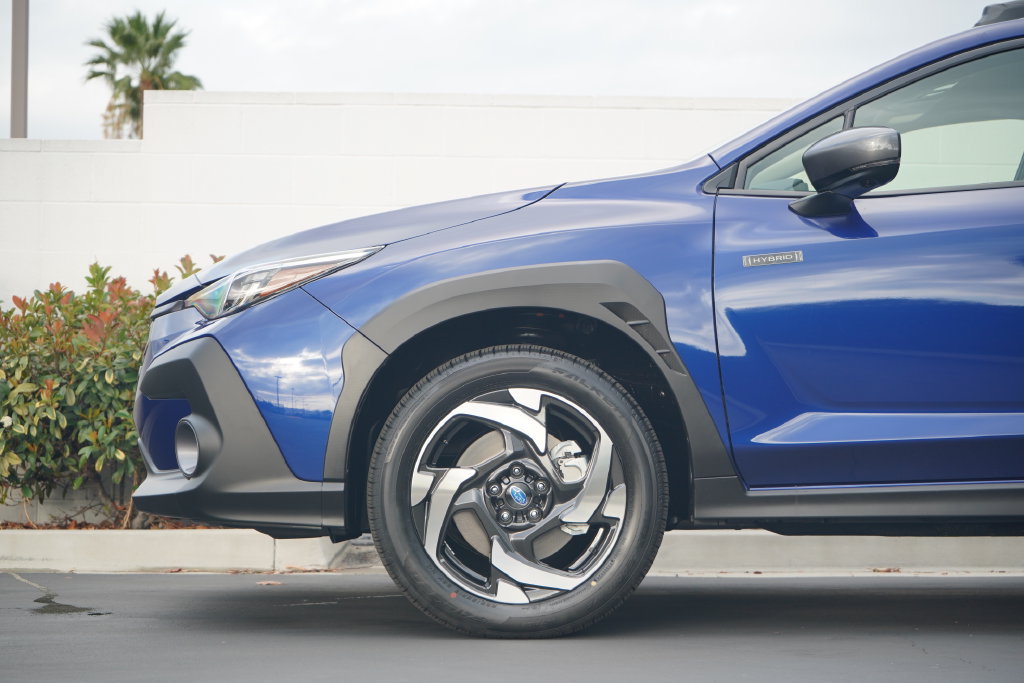 New 2026 Subaru Crosstrek 2.5i Limited AWD/4WD image 2