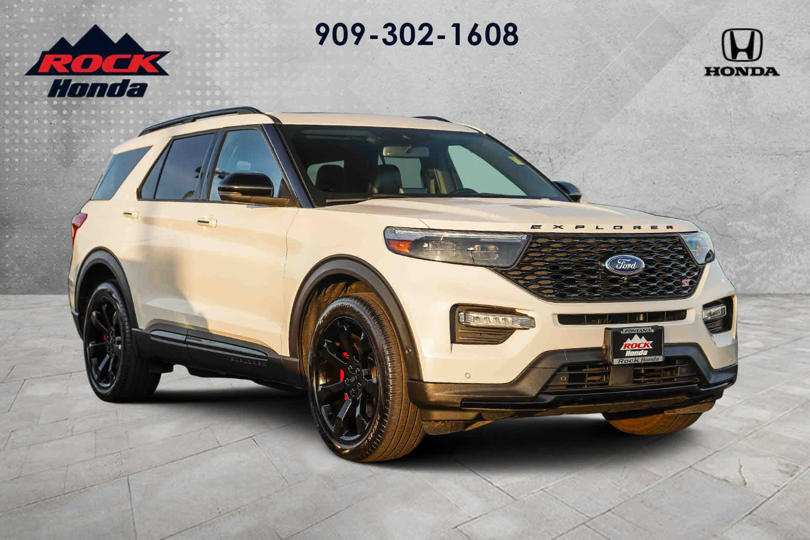 Used 2020 Ford Explorer ST w/ ST Street Pack image 5