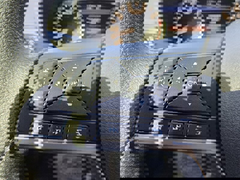 Used 2024 Nissan Altima 2.5 SV image 16