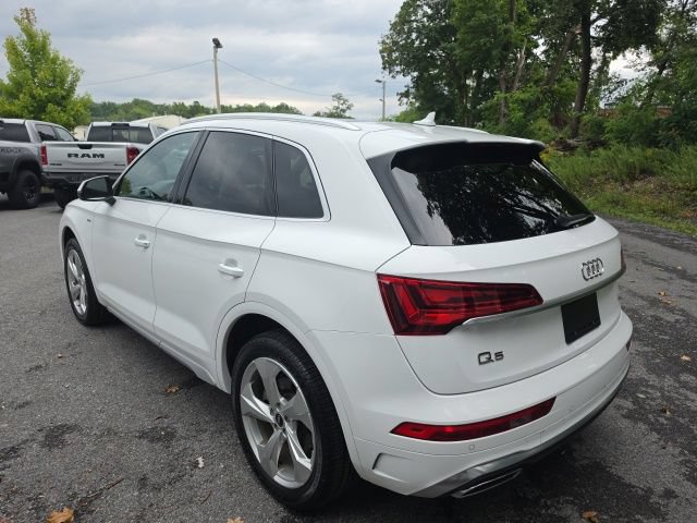 Used 2022 Audi Q5 2.0T Premium Plus w/ Premium Plus Package AWD/4WD image 3