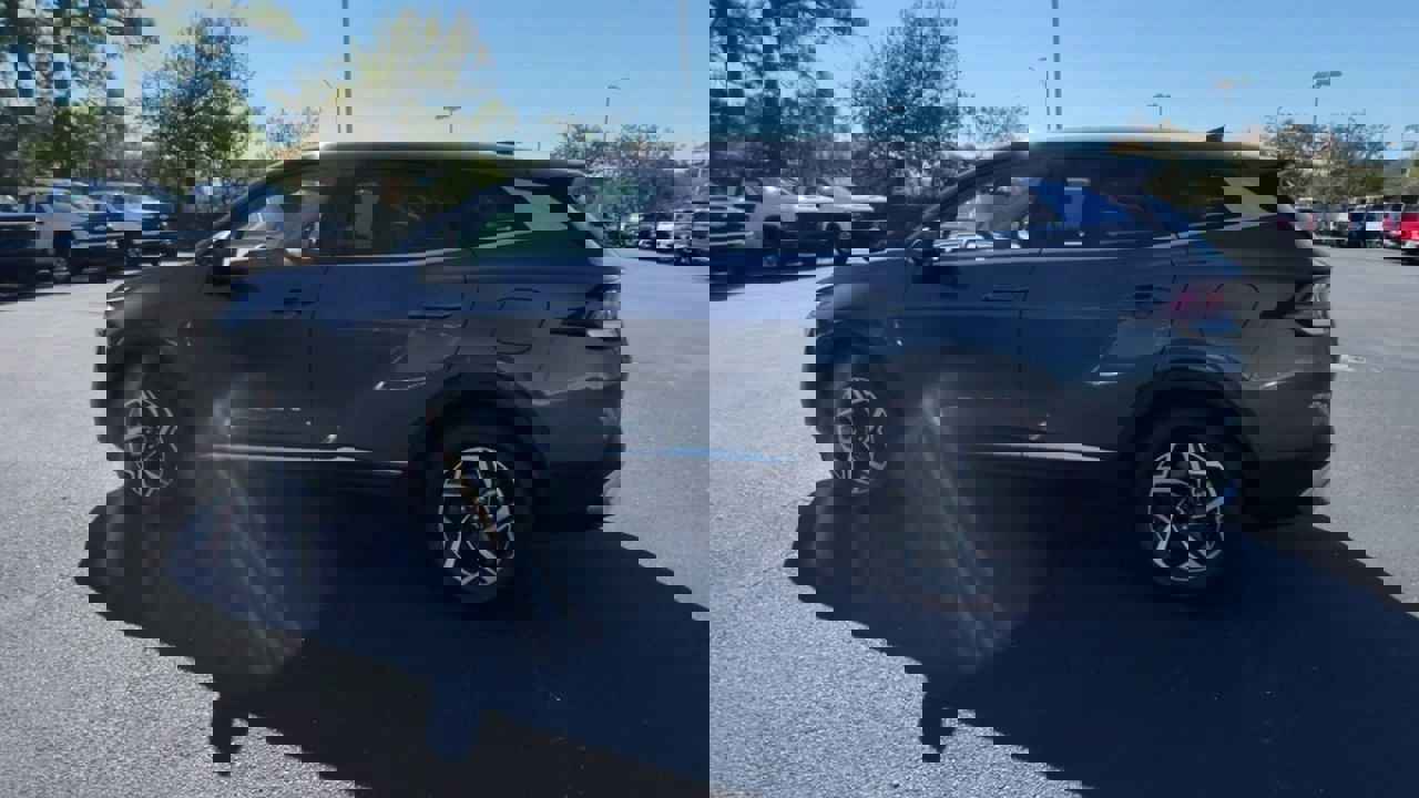 Used 2024 Kia Sportage LX image 6