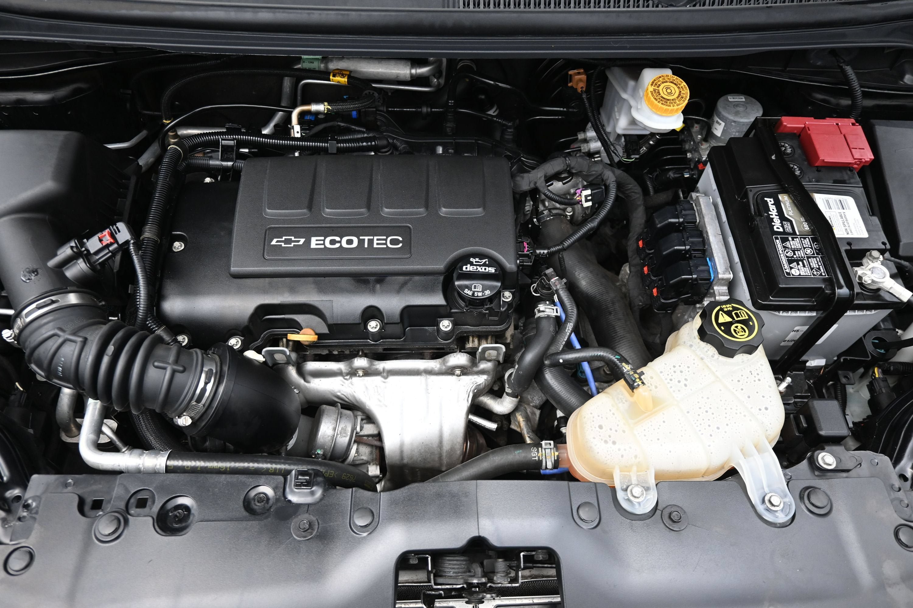Used 2020 Chevrolet Sonic LT FWD image 31
