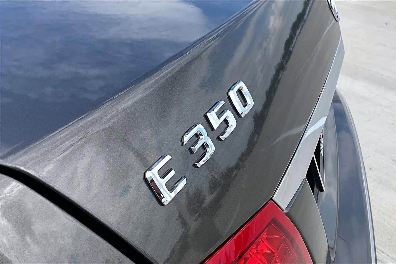 Used 2013 Mercedes-Benz E 350 Sedan image 27