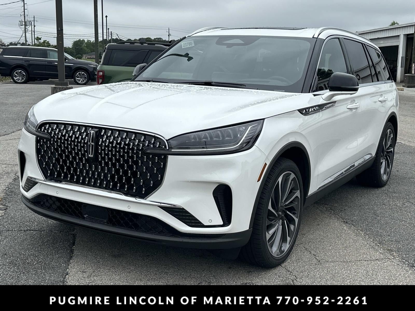 New 2026 Lincoln Aviator Reserve RWD image 3