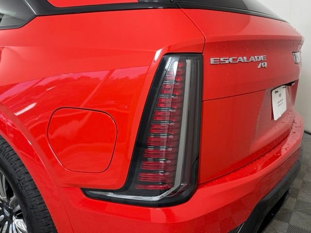 Certified 2026 Cadillac Escalade IQ Sport 1 w/ LPO, Floor Liner Package AWD/4WD image 14
