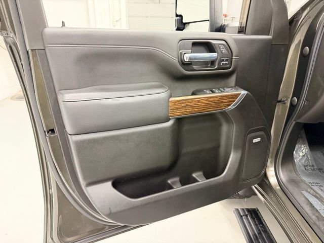 Certified 2022 Chevrolet Silverado 2500 High Country w/ Technology Package image 23