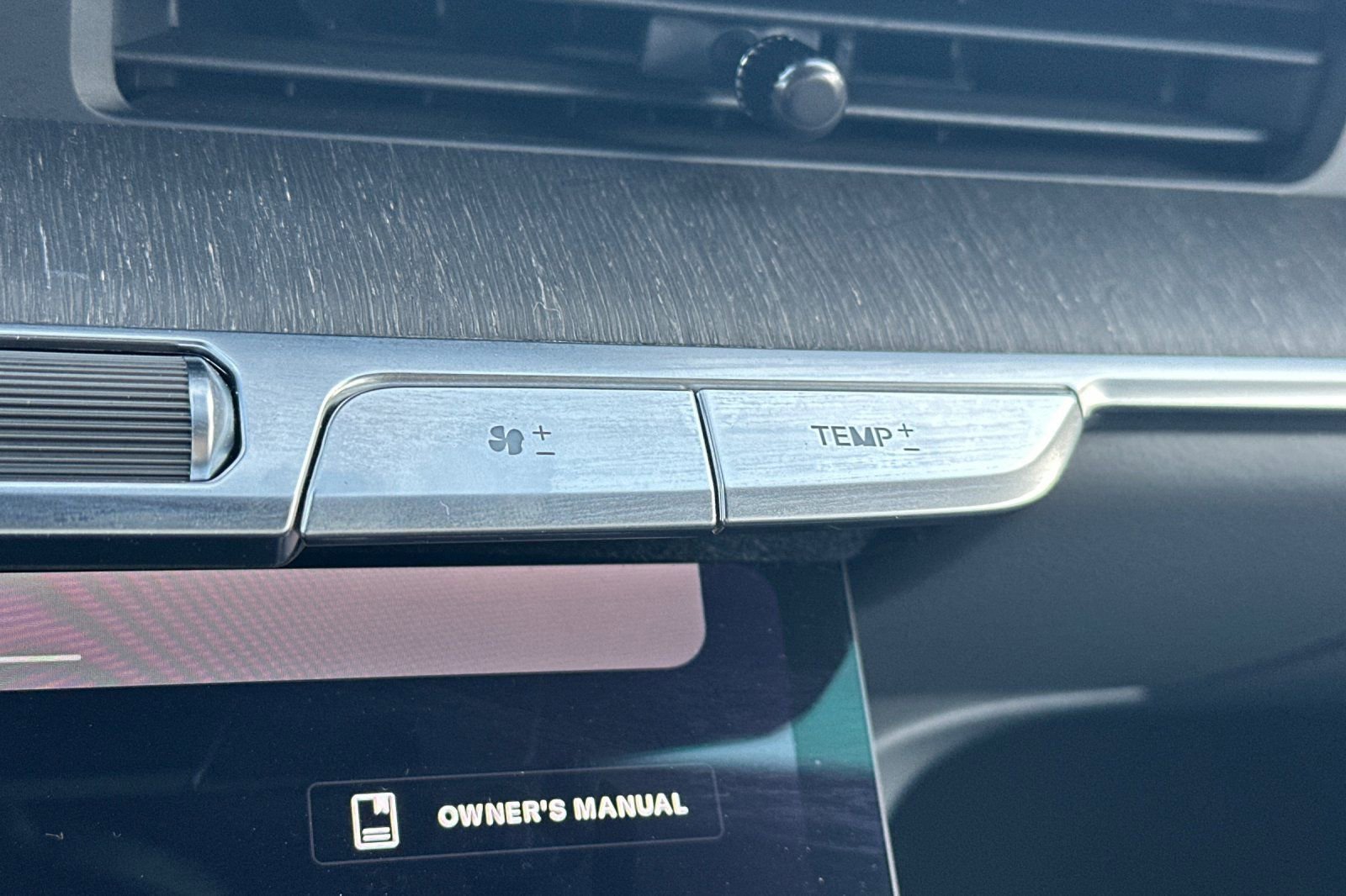 Used 2024 Lucid Air Pure image 30