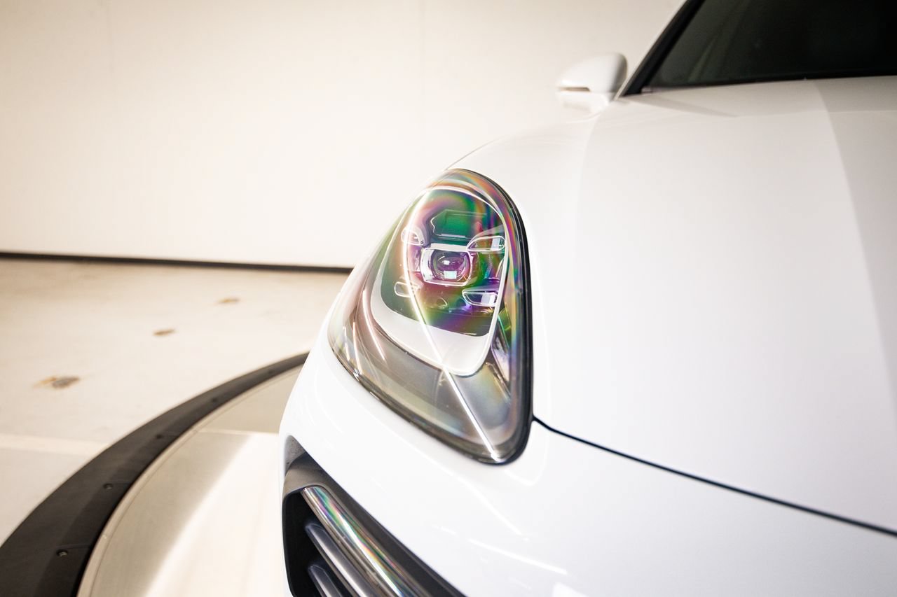 Certified 2023 Porsche Cayenne AWD/4WD image 13