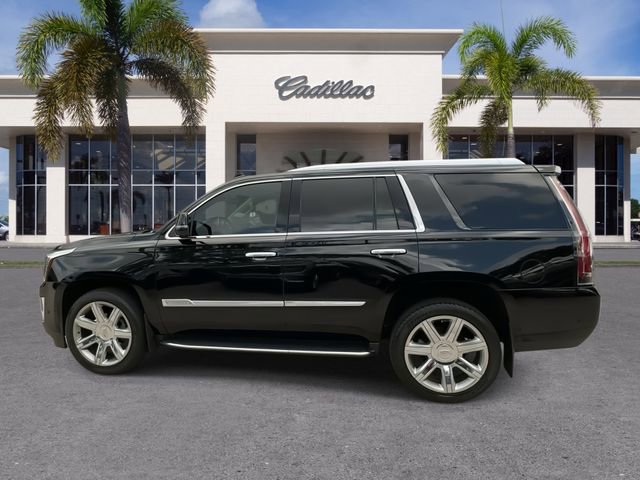 Used 2019 Cadillac Escalade Luxury AWD/4WD image 9