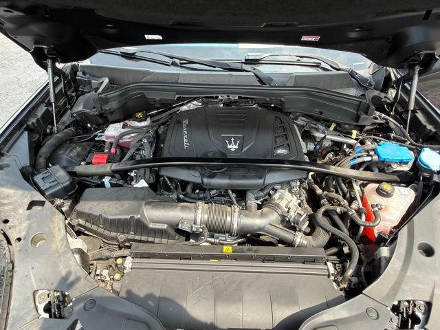 Used 2023 Maserati Grecale Modena AWD/4WD image 40