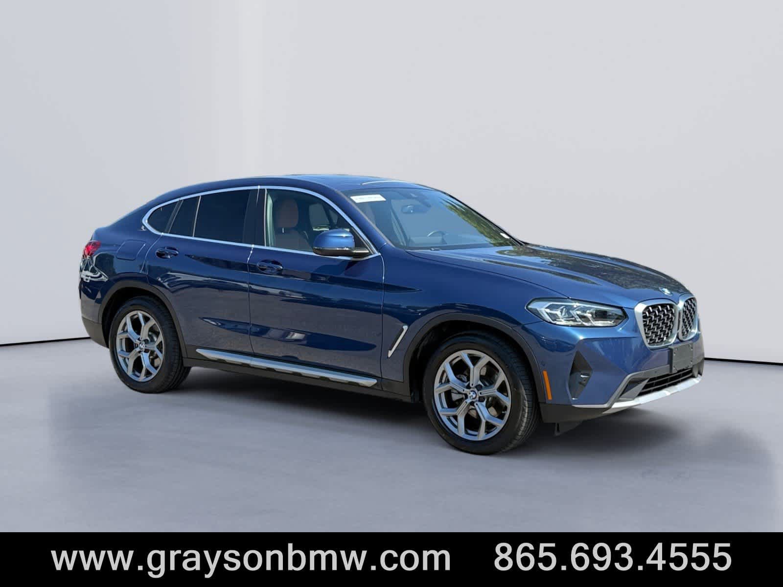 Used 2025 BMW X4 xDrive30i AWD/4WD image 1