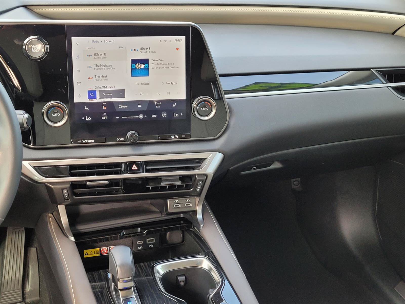 Used 2023 Lexus RX 350 FWD image 12