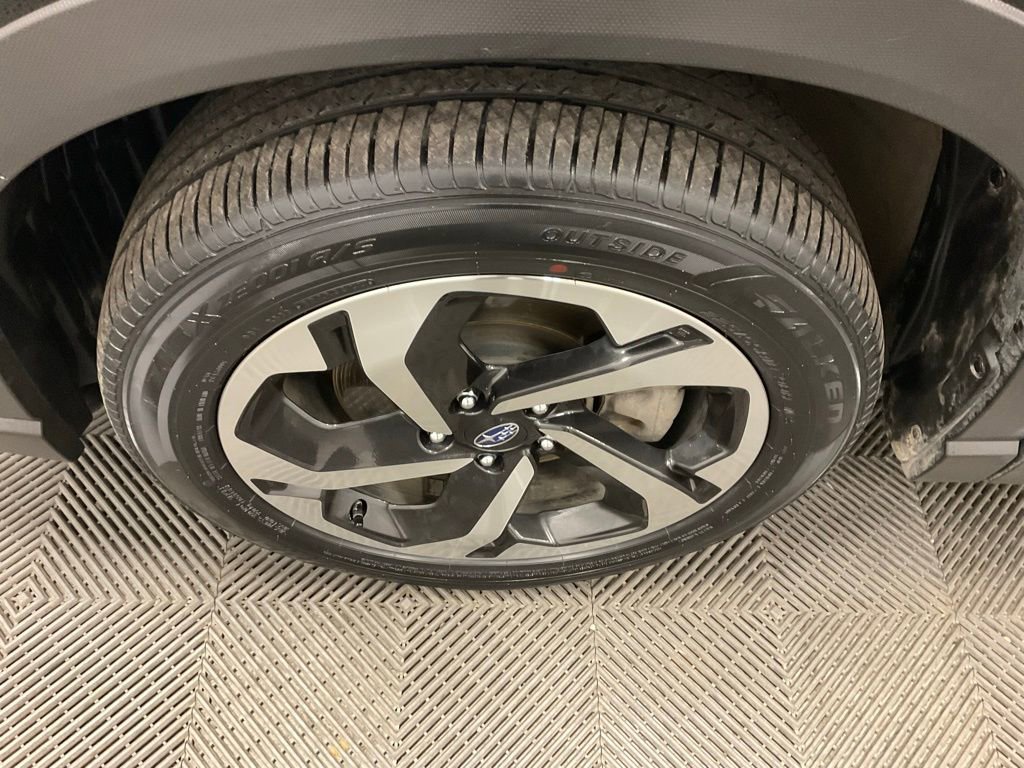 Used 2023 Subaru Forester Touring image 14