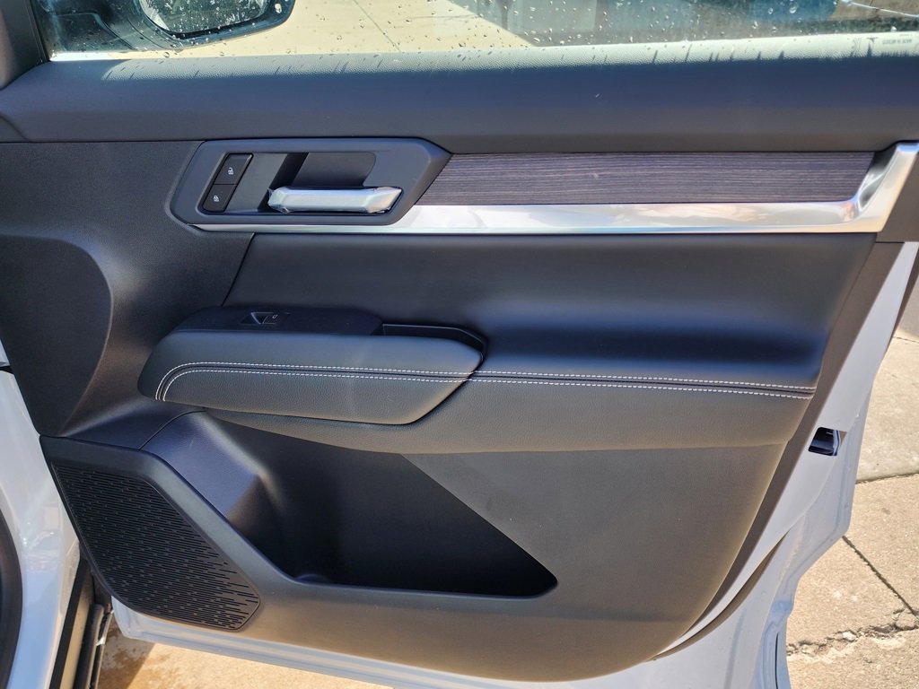 New 2026 GMC Terrain Denali image 38