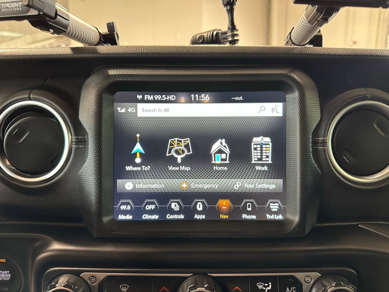 Used 2021 Jeep Gladiator Overland w/ Popular Equipment Package AWD/4WD image 29