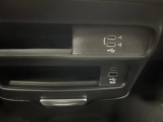 New 2026 Chrysler Pacifica Select image 24