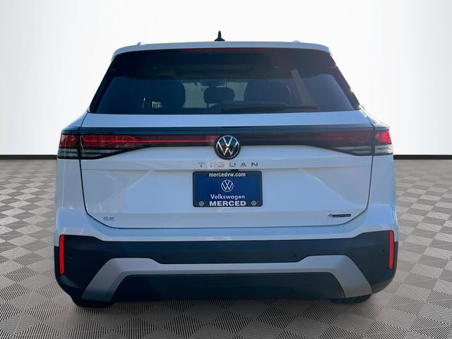 New 2026 Volkswagen Tiguan SE image 5