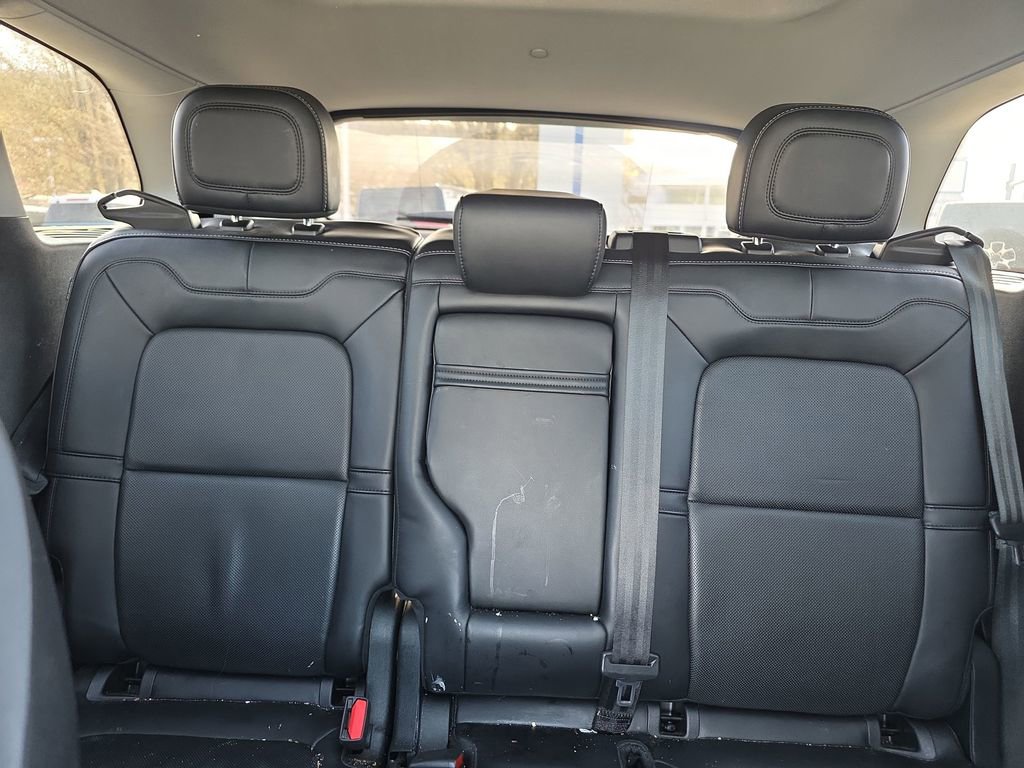 Used 2021 Lincoln Corsair AWD w/ Premium Package image 40