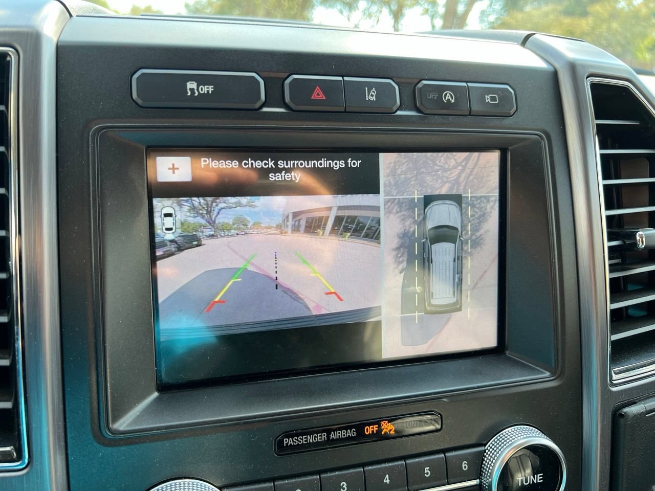 Used 2018 Ford Expedition Max Platinum RWD image 20