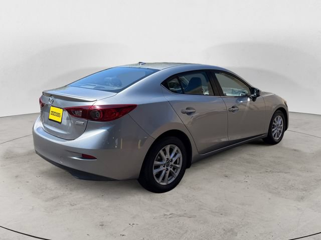 Used 2016 MAZDA MAZDA3 i Grand Touring FWD image 5