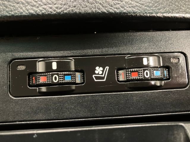 Used 2011 Lexus RX 350 AWD w/ Premium Pkg image 32