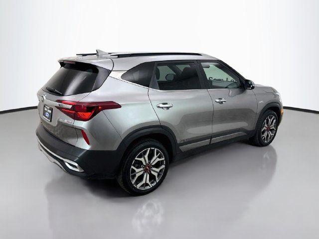 Used 2021 Kia Seltos SX w/ SX Sunroof Package AWD/4WD image 7