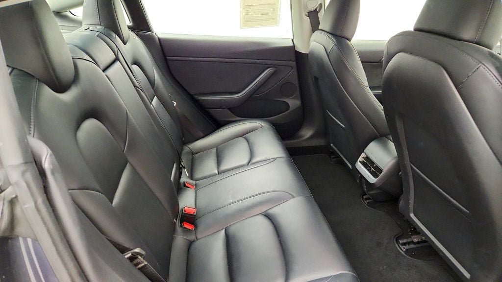 Used 2023 Tesla Model 3 Standard Range RWD image 27