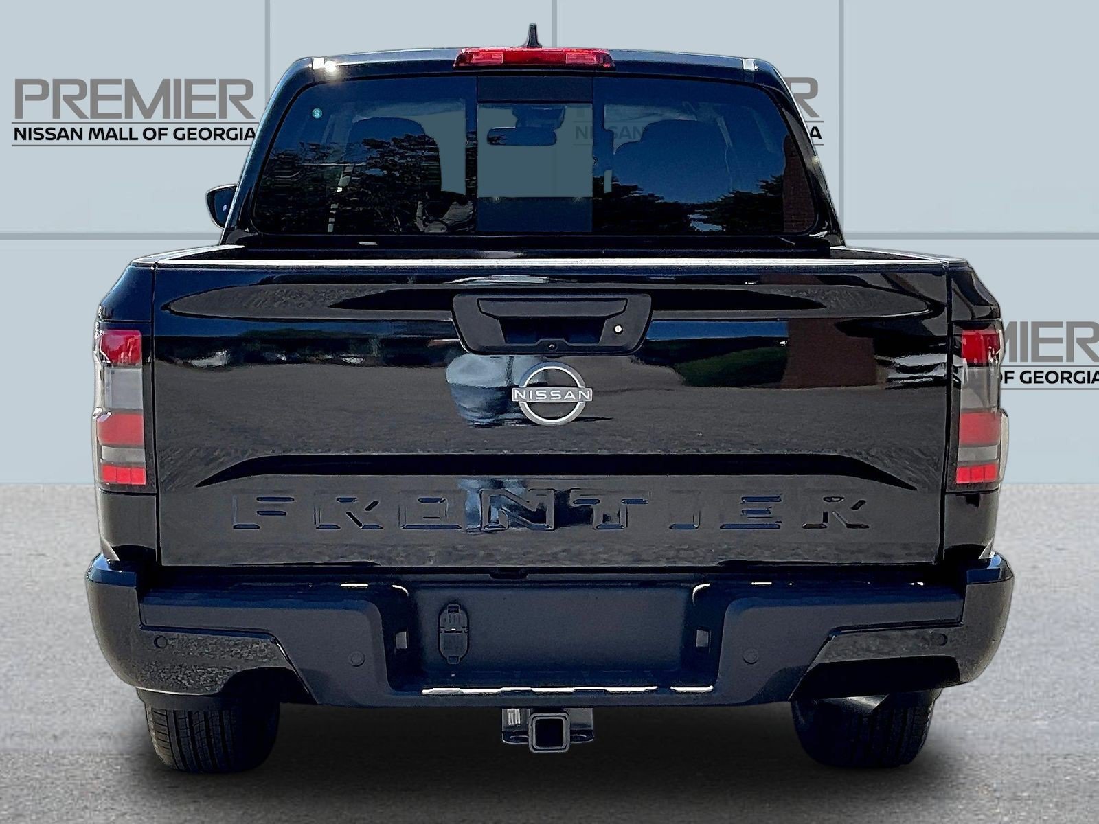 New 2027 Nissan Frontier SV w/ SV Convenience Package RWD image 4