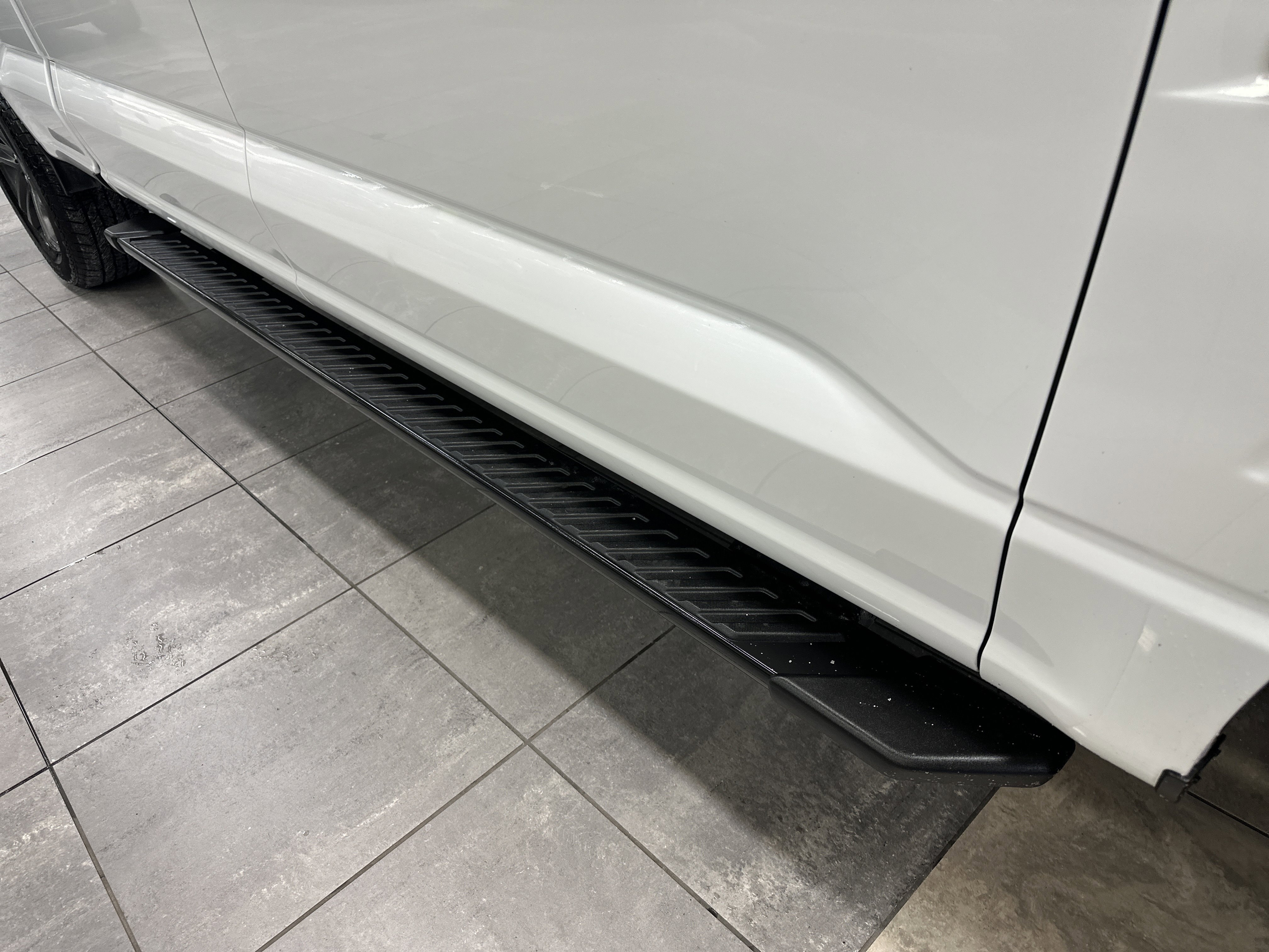 Used 2023 Ford F150 XLT w/ Equipment Group 302A High image 8