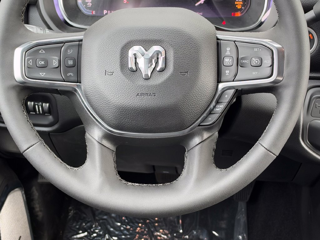 New 2027 RAM 2500 Laramie AWD/4WD image 18