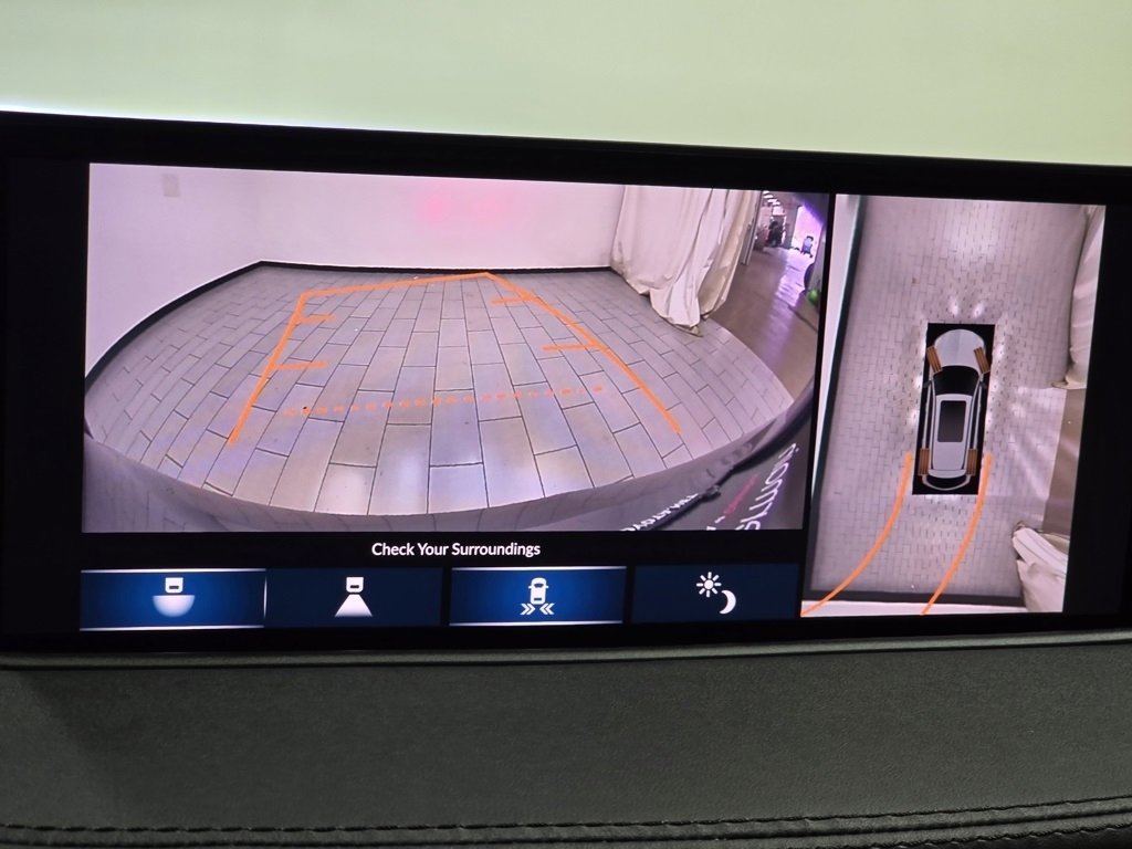 Used 2022 Acura MDX SH-AWD w/ Advance Package image 7