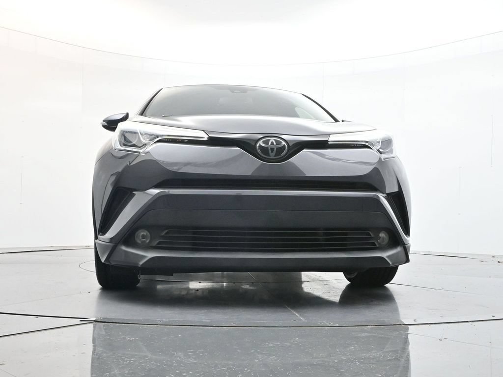 Used 2018 Toyota C-HR XLE FWD image 26