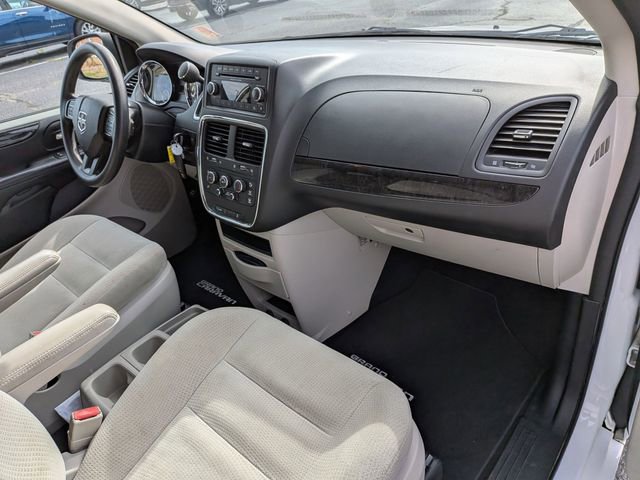 Used 2016 Dodge Grand Caravan SE w/ Quick Order Package 29E SE FWD image 35