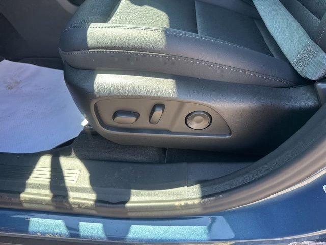 New 2026 Chevrolet Equinox LT w/ Convenience Package II image 17